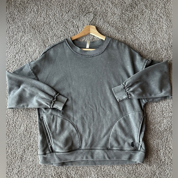 Free People Movement Metti Crewneck Oversized Sweatshirt Athleisure Blue XS - Picture 8 of 14